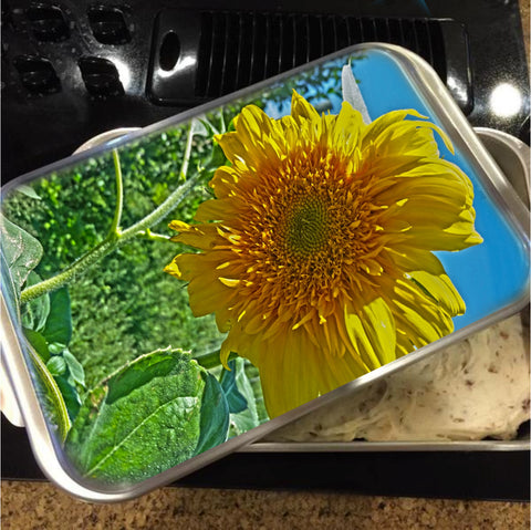 Candy Tuft Sunflower Cake Pan with Lid