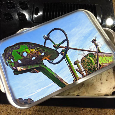 John Deere Seat Cake Pan with Lid
