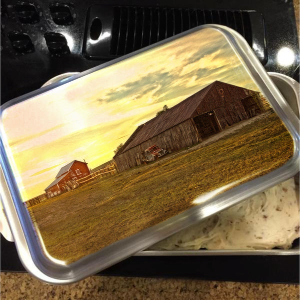 Leuenberger Barn At Sunset Cake Pan with Lid