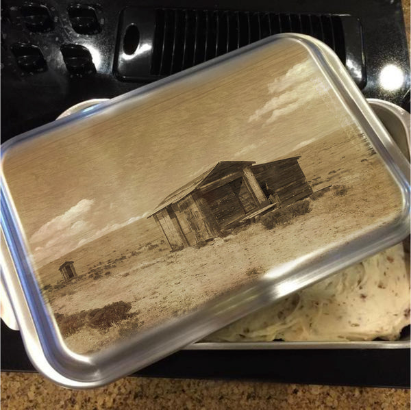Out on the Prairie Cake Pan with Lid