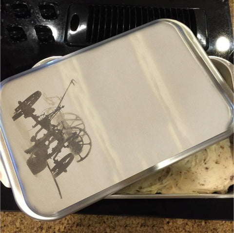 Plow in Blizzard Cake Pan with Lid
