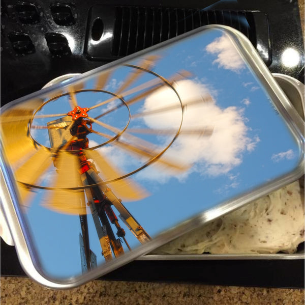 Red Wind Windmill Cake Pan with Lid