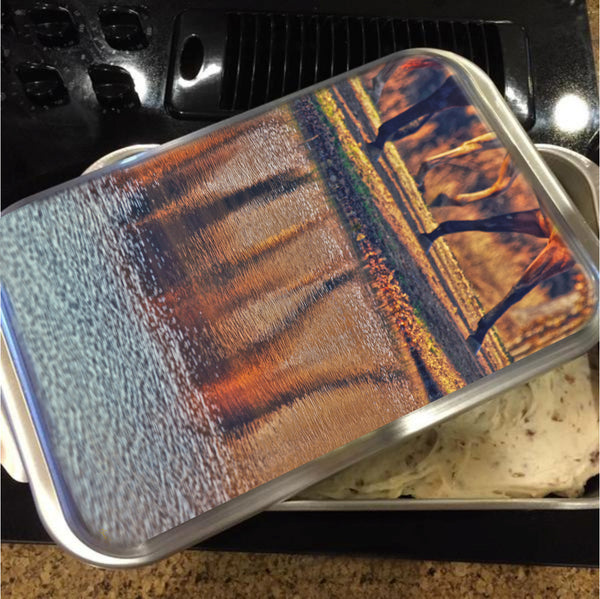 Running Reflection Cake Pan with Lid