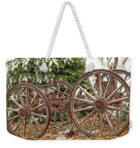 Wagon in Winter Weekender Tote bag