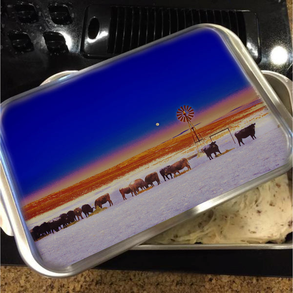 Windmill and Cows Night Feed Cake Pan with Lid