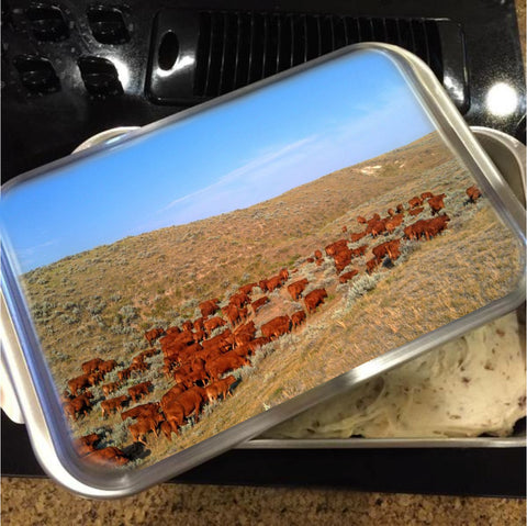 Wyoming Reds Cake Pan with Lid